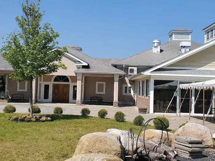 Osiris Country Club Restaurant Picture 1