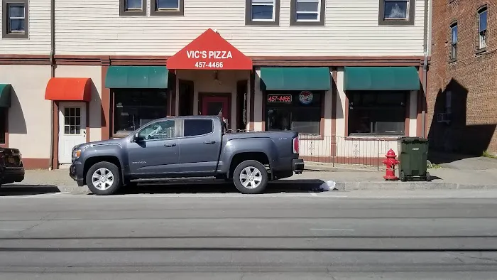 Vic's Pizza Picture 2