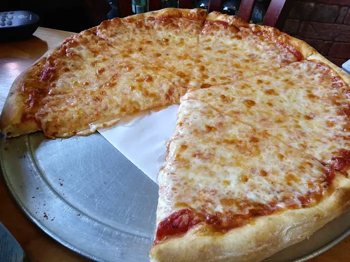 Vic's Pizza Picture 9