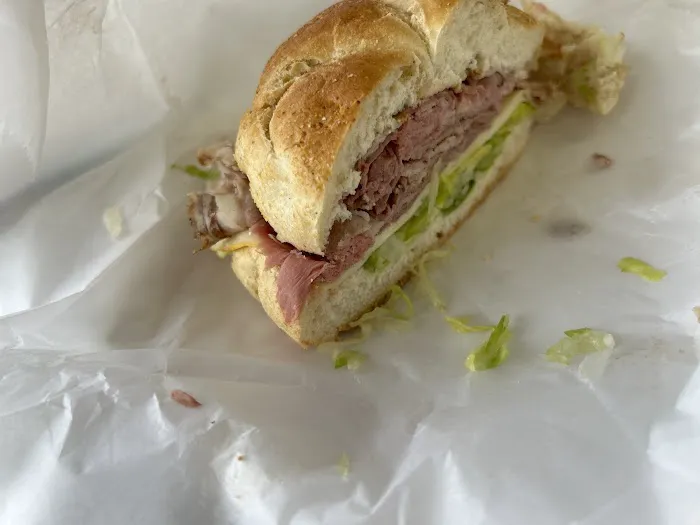 Mike's Deli & Pizza Picture 2