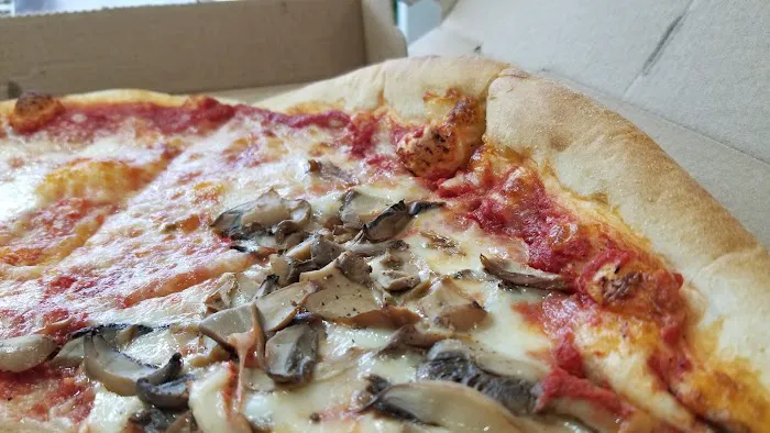 Little Pops Pizza Picture 10