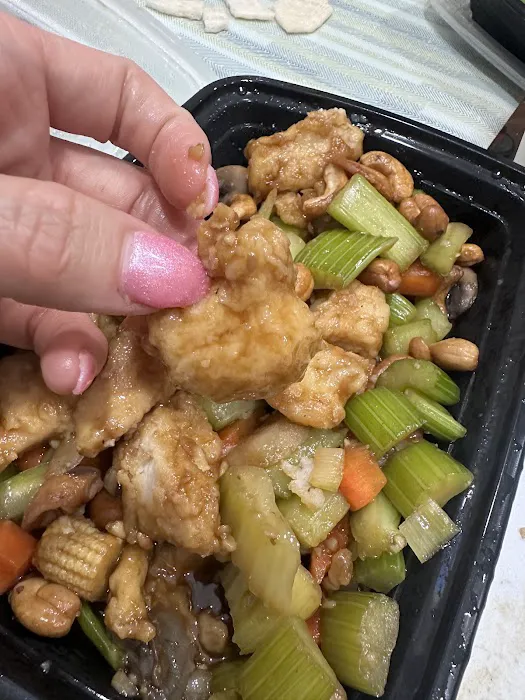 New jade lake Asian cuisine Picture 1