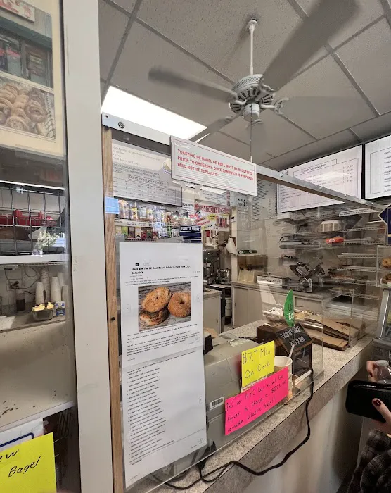 Riverdale Bagels Picture 5