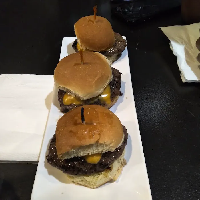 Signaturz Sports Bar Picture 8