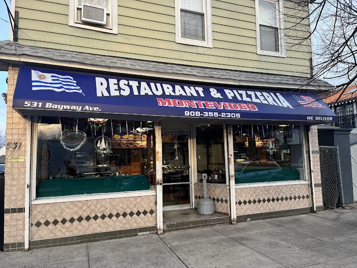 Pizzeria Montevideo Picture 5