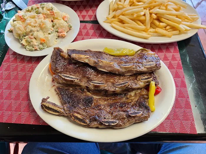 Pizzeria Montevideo Picture 7