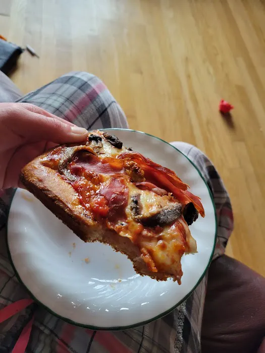 John's Caffe Pizza & Caterers Picture 10