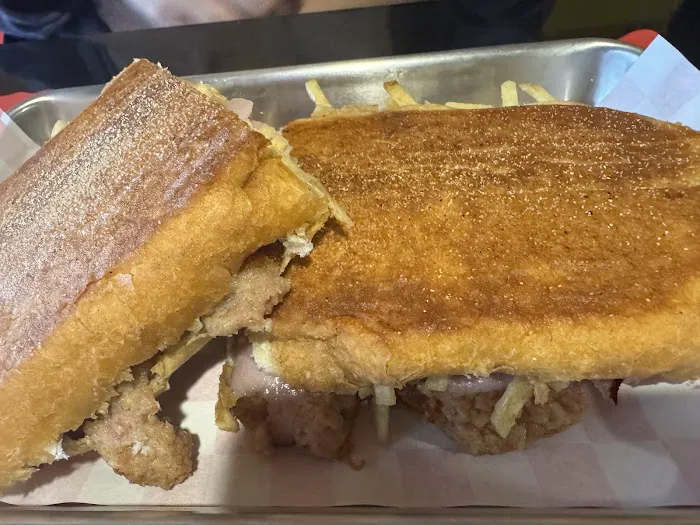 Cha Cha Cha Cuban Cafe Picture 2