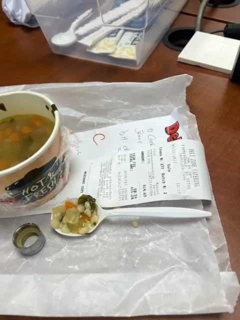 Deli Zone Gourmet Pizza & Catering Picture 9