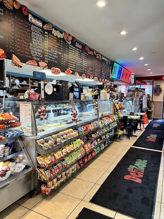 Deli Zone Gourmet Pizza & Catering Picture 10