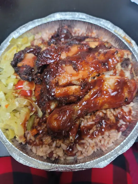 Golden Krust Caribbean Restaurant Picture 3