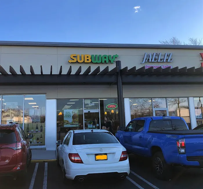 Subway - Massapequa - 27793 Picture 6