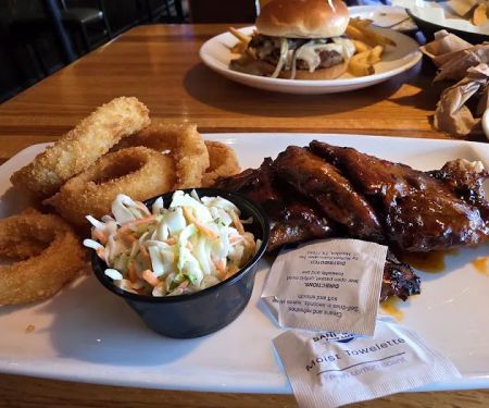 Applebee's Grill + Bar