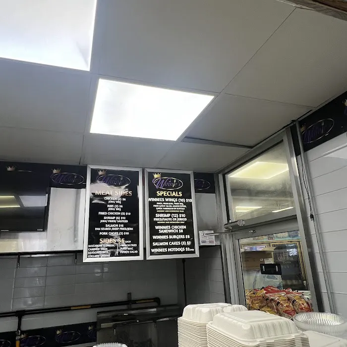 Winnie's International Takeout Picture 1