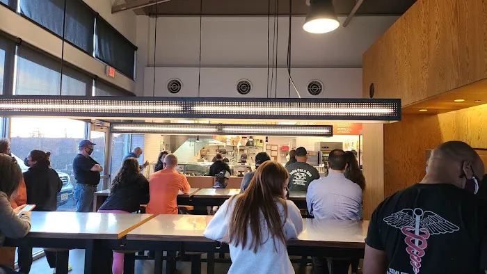 Chipotle Mexican Grill Picture 8