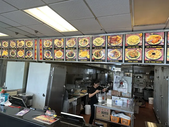 Main Moon Chinese Restaurant Picture 1