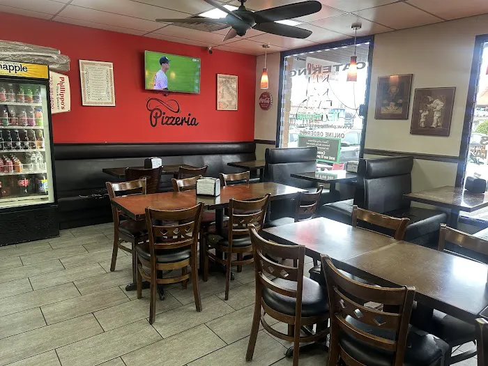 Phillippo's Pizza Picture 3