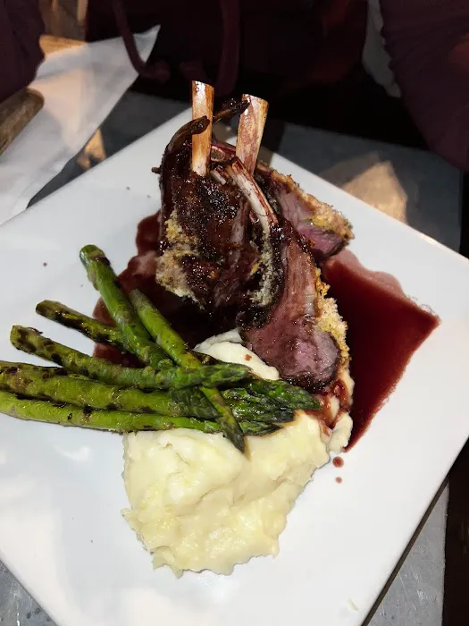 Bistro 1051 Picture 3