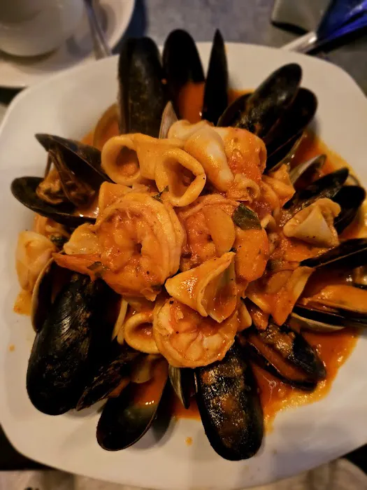 Bistro 1051 Picture 5