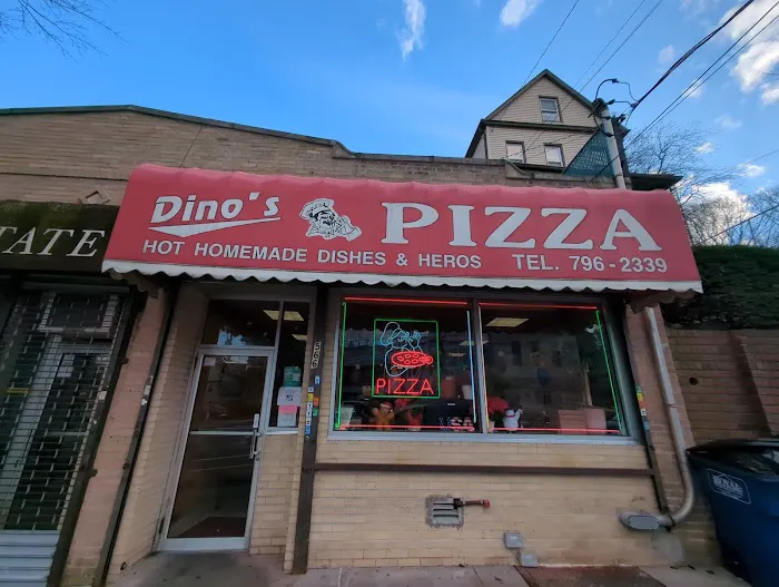 Dino's Pizzeria Picture 7