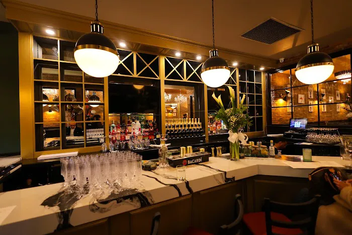 Arnaud Steak & Seafood Picture 3