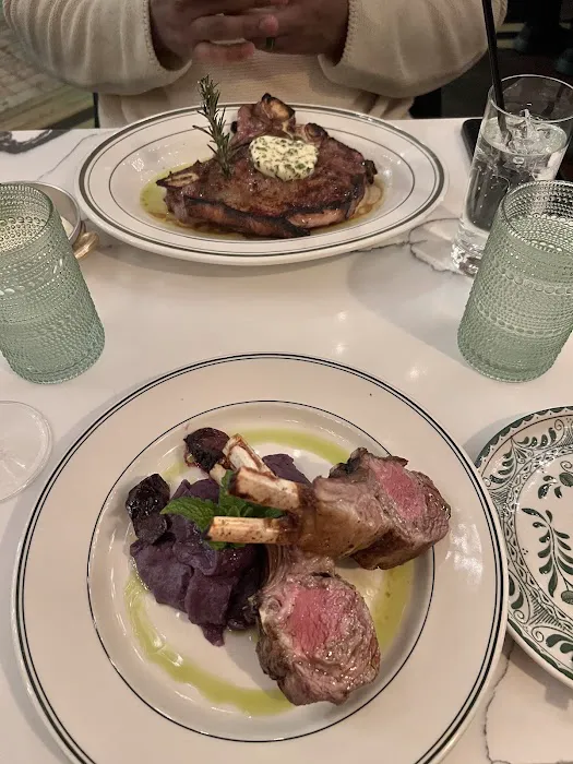 Arnaud Steak & Seafood Picture 4