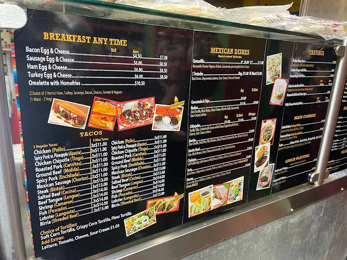 El Chiltepin Deli Grocery Picture 4
