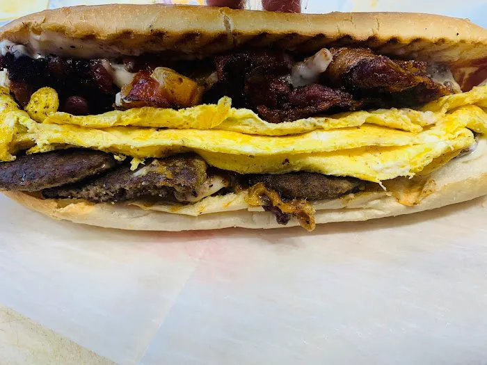 MY DELI GOURMET &GRILL Picture 9
