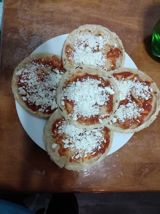 Antojitos Carolina Food Truck Picture 3