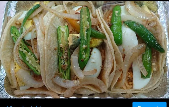 Antojitos Carolina Food Truck Picture 6