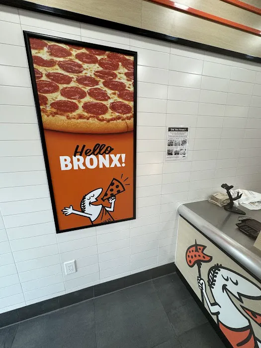 Little Caesars Pizza Picture 4