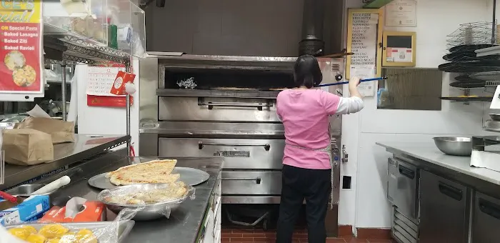 Venice Pizzeria Picture 5
