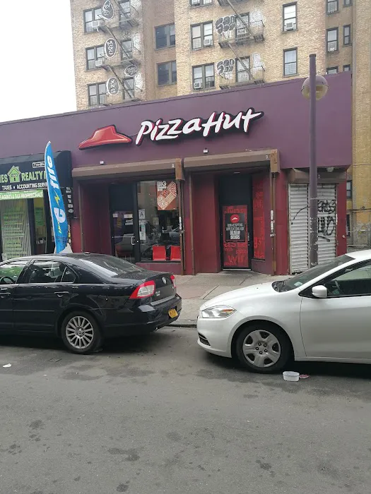 Pizza Hut Picture 10