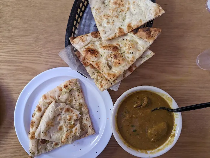 Neerob Restaurant & Halal Chinese Picture 3