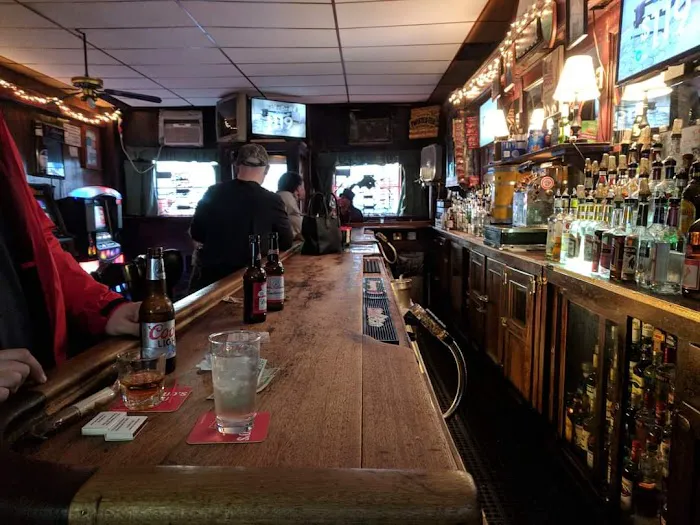 Cullen's Tavern Picture 5