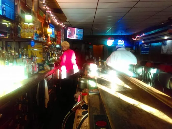 Cullen's Tavern Picture 8