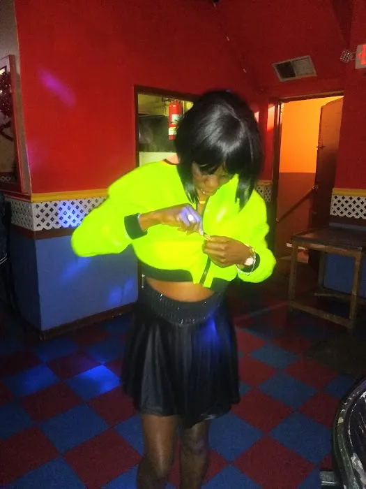 St Bess Jamaican Restaurant Picture 3