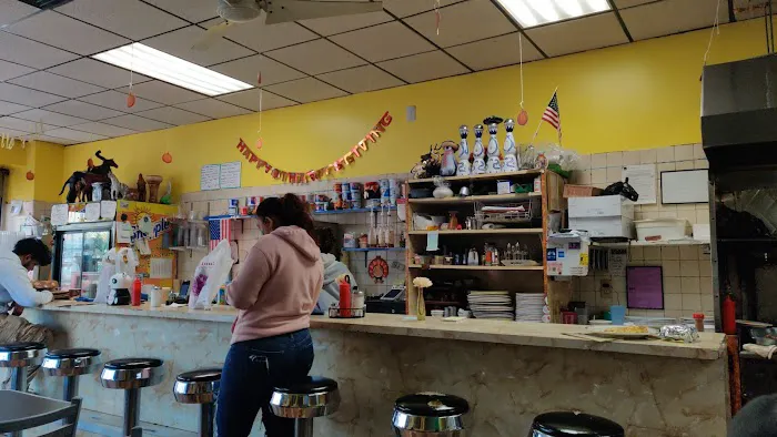 Lulu's Coffee Shop Picture 5