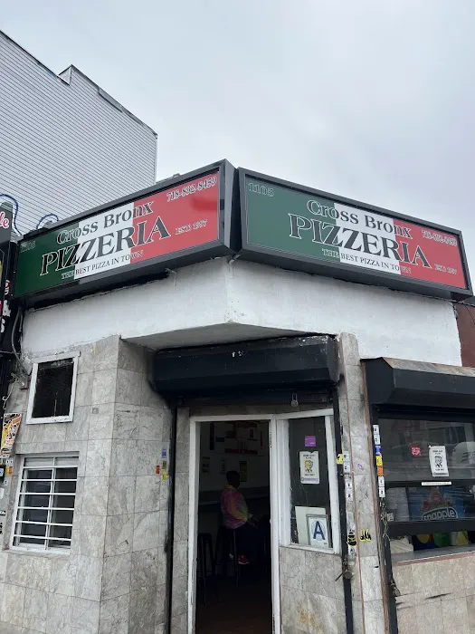 Cross Bronx Pizzeria Picture 8