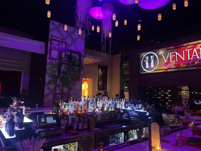 Ventanas Restaurant and Lounge Picture 10