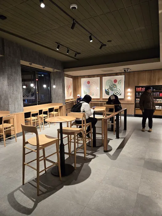 Starbucks Picture 10