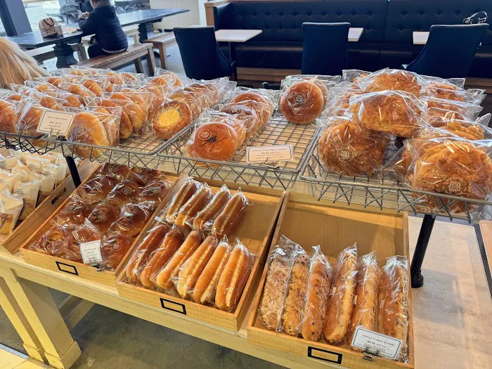 Paris Baguette Picture 2