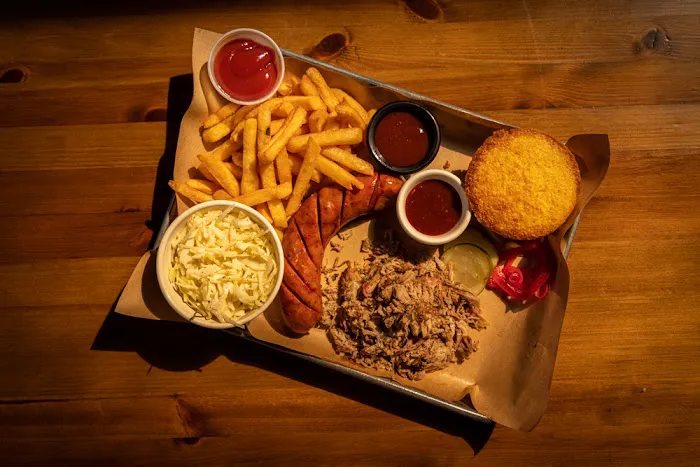 OISO BBQ PIT (Texas Barbecue & Seafood Boil) Picture 1