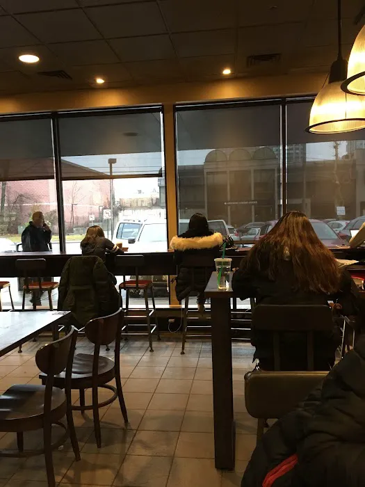 Starbucks Picture 2