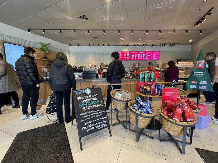 Starbucks Picture 7