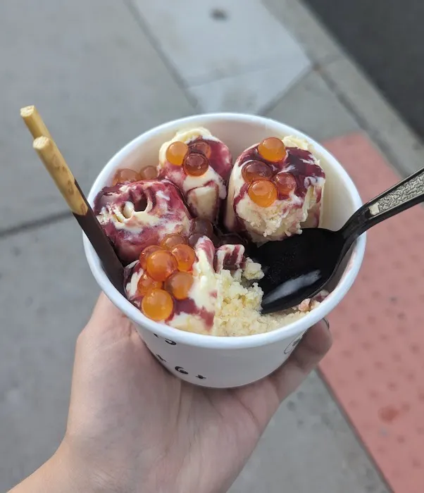 JINN Ice Cream Rolls Picture 9