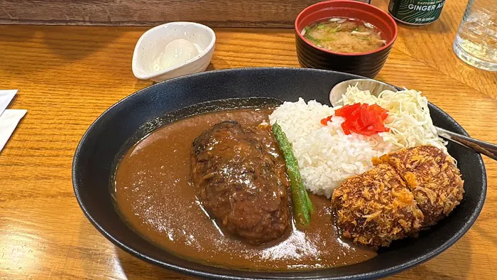 SAZANAMI CURRY BAR Picture 7