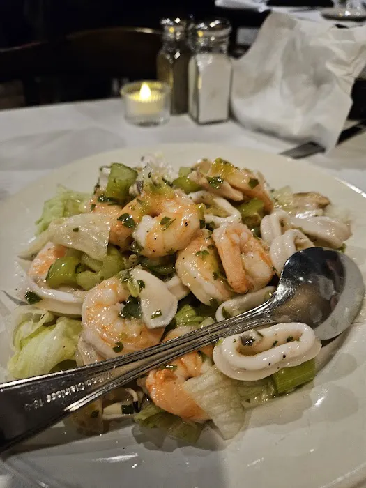 In Napoli Italian Restaurant & Banquet Hall Picture 6