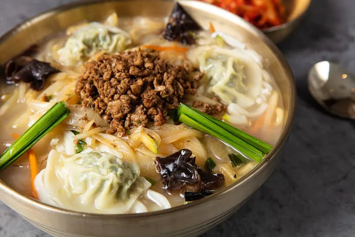Myung Dong Noodle House Picture 8