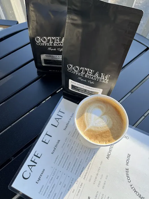Cafe Et Lait Picture 1